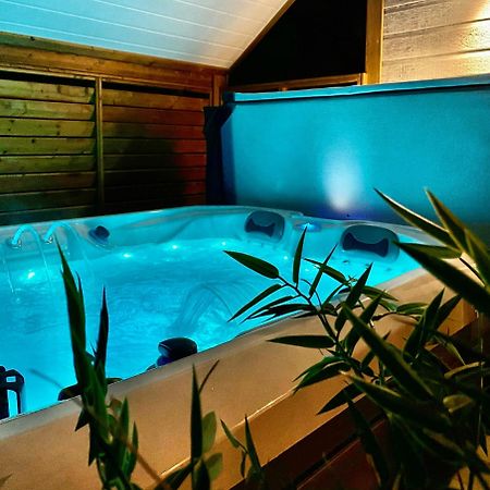 Domaine Les 2 Mondes Hotel Еда Екстериор снимка