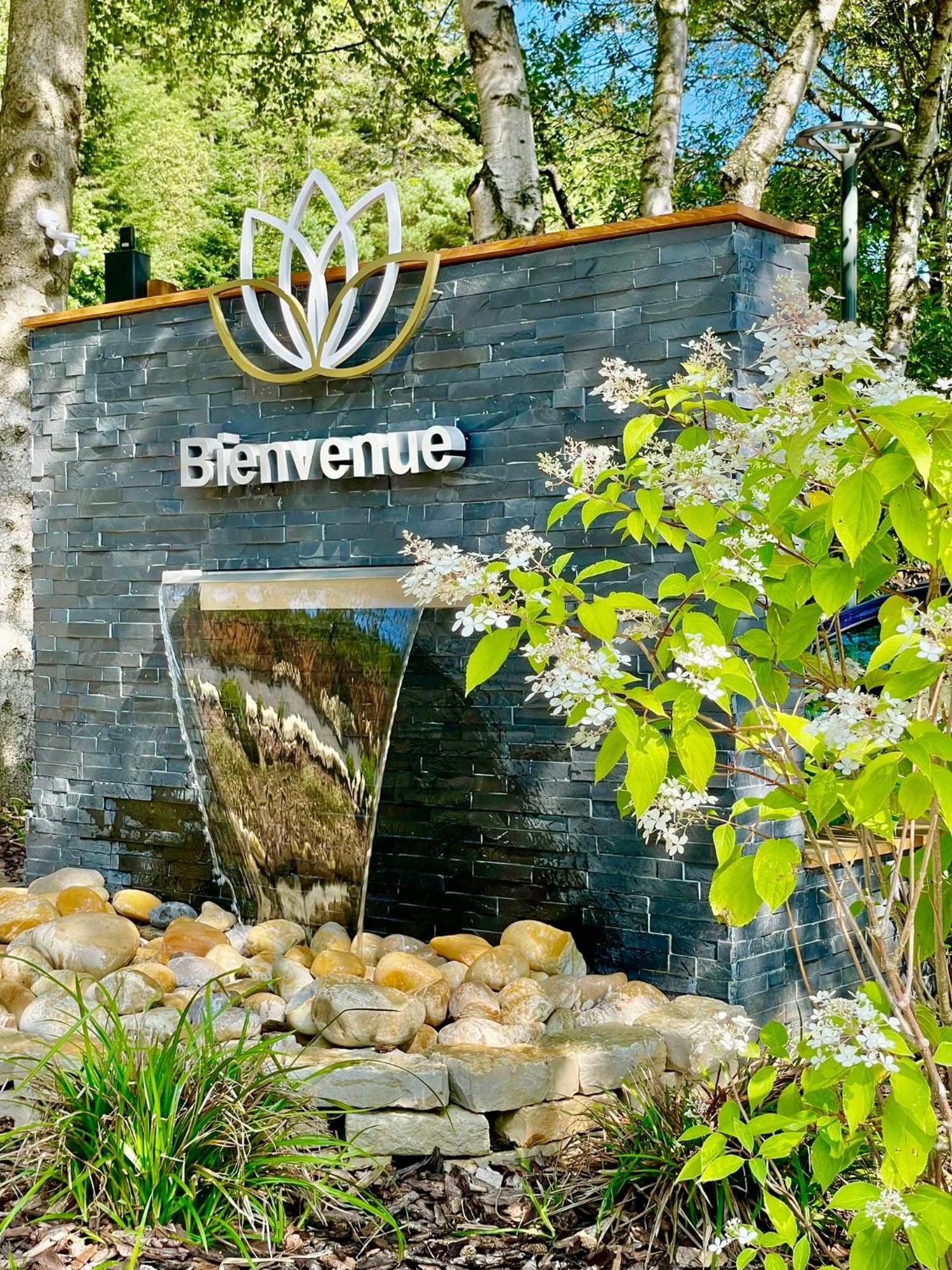 Domaine Les 2 Mondes Hotel Еда Екстериор снимка